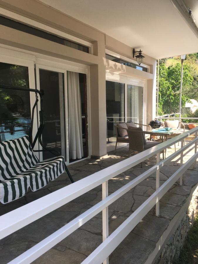 Secret Bay Apartment Palaiontsiflikion Exterior photo